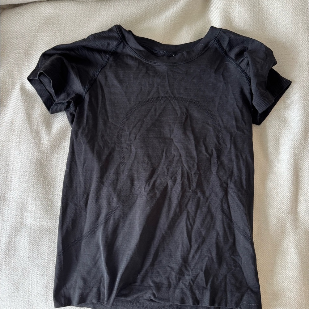 lululemon athletica Charcoal Short Sleeve Tee